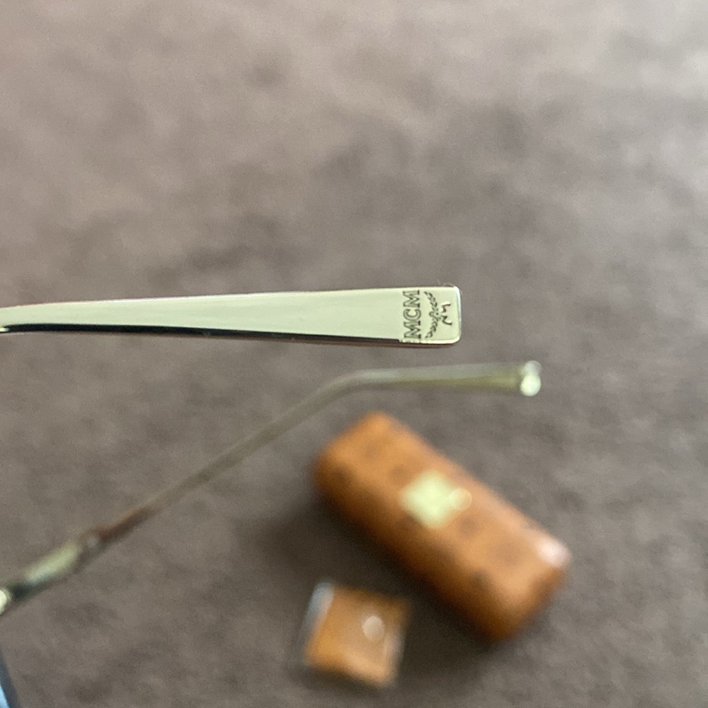 MCM- sunglasses - Picture 6 of 15
